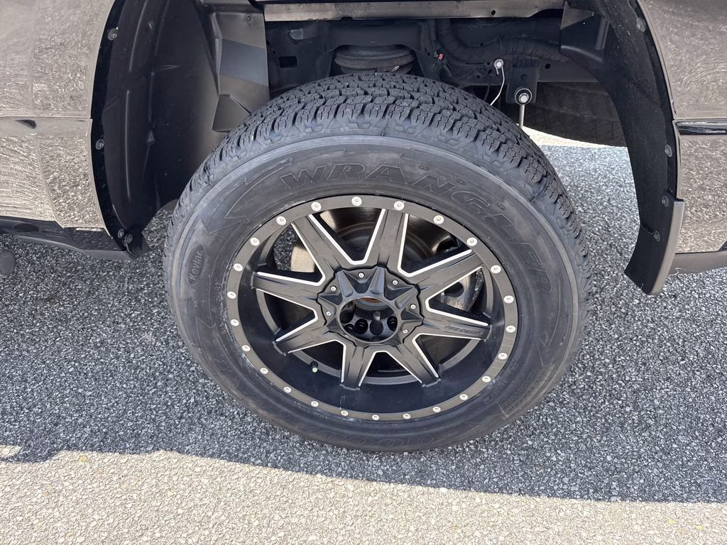 2022 Diamond Black Crystal Pearlcoat Ram 1500 Big Horn/Lone Star 4X4 Truck