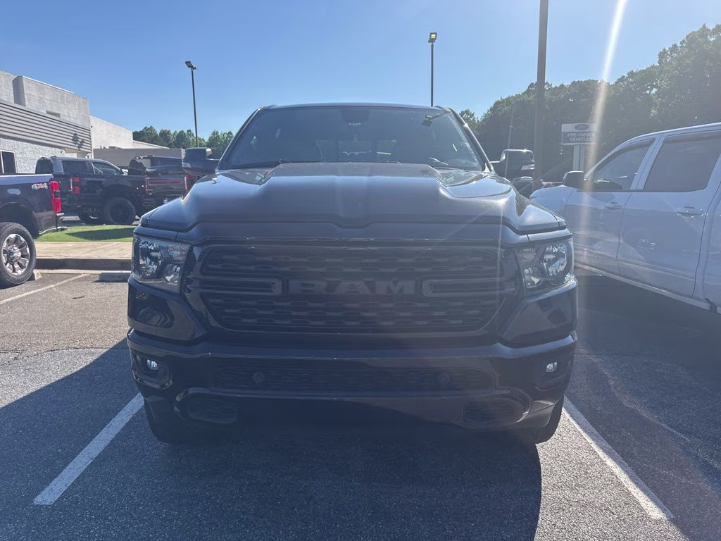 2022 Diamond Black Crystal Pearlcoat Ram 1500 Big Horn/Lone Star 4X4 Truck