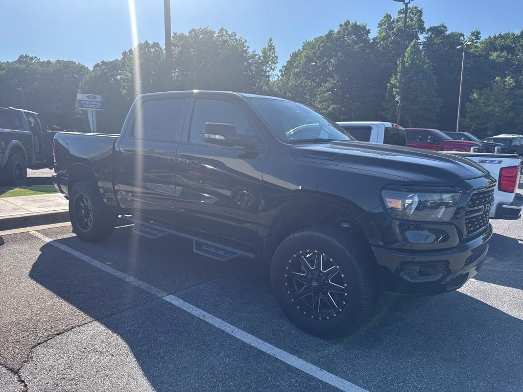 2022 Diamond Black Crystal Pearlcoat Ram 1500 Big Horn/Lone Star 4X4 Truck
