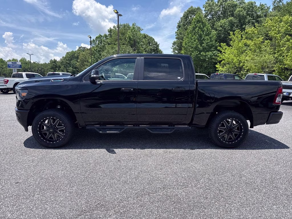 2022 Diamond Black Crystal Pearlcoat Ram 1500 Big Horn/Lone Star 4X4 Truck