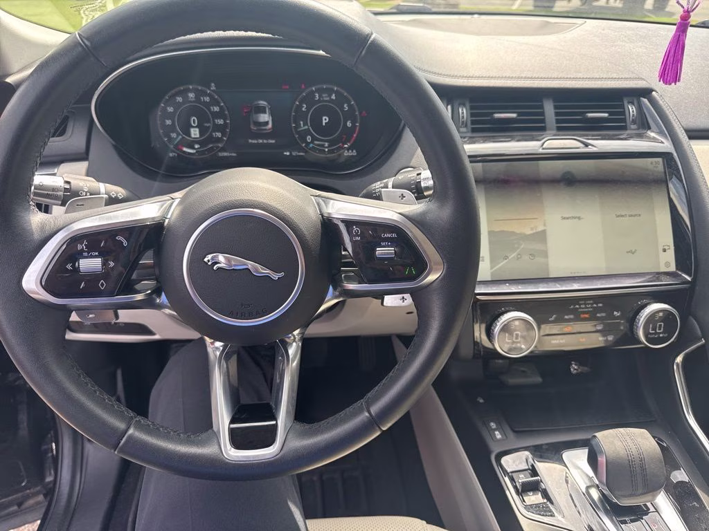 2022 Santorini Black Metallic Jaguar E-PACE P250 SE AWD SUV