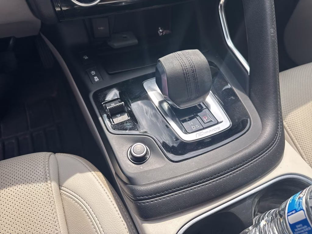 2022 Santorini Black Metallic Jaguar E-PACE P250 SE AWD SUV