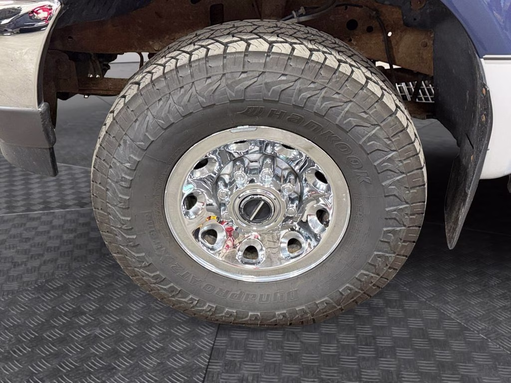 2004 Medium Wedgewood Blue Clearcoat Metallic Ford Super Duty F-350 SRW XLT 4X4 Truck
