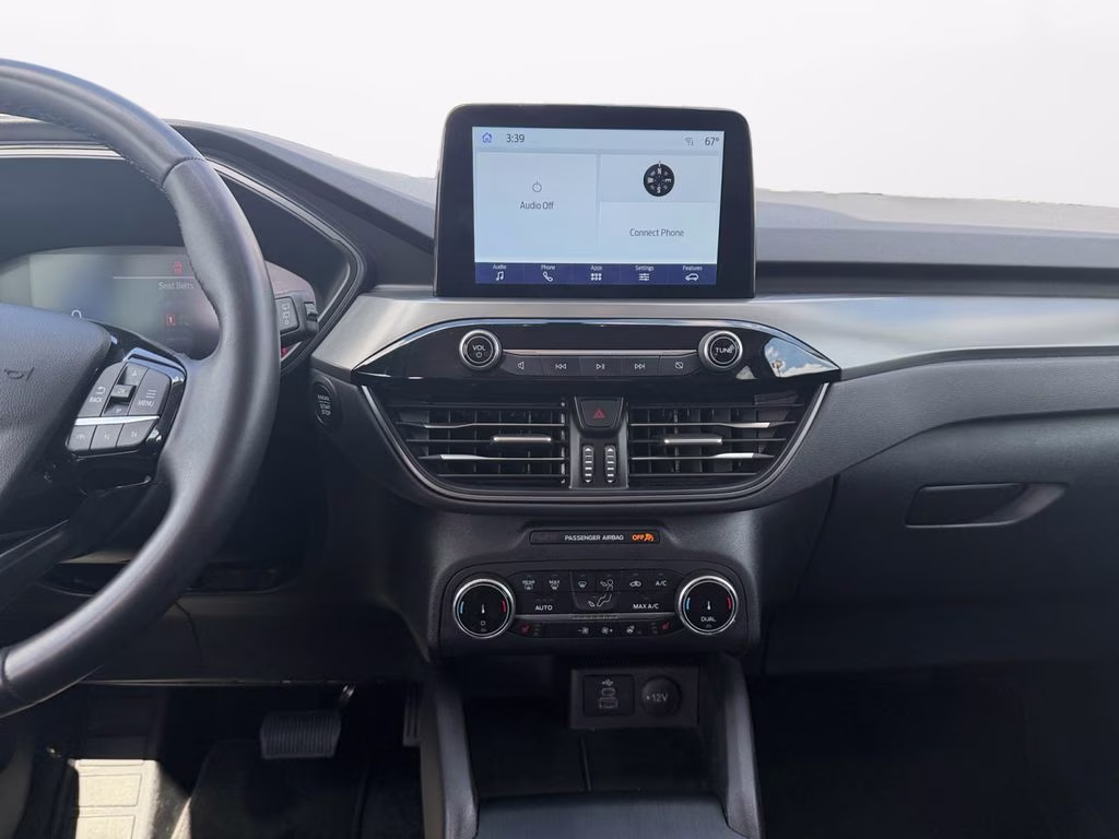 2024 Oxford White Ford Escape Active AWD SUV