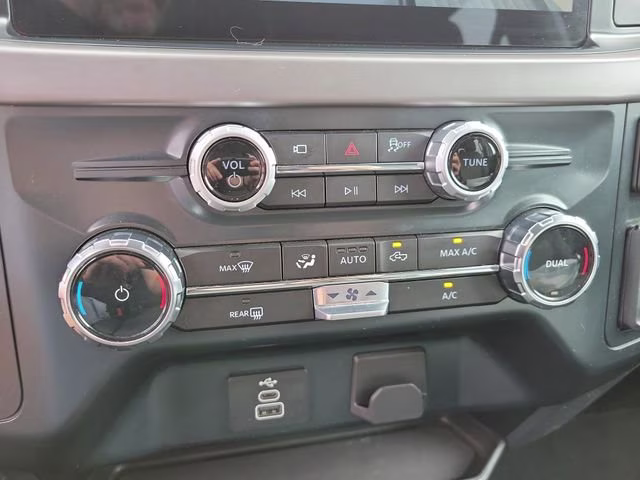 2025 Silver Metallic Ford F-150 XLT RWD Truck