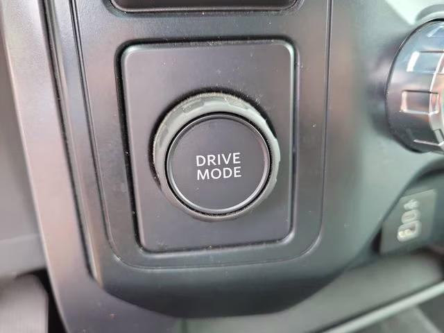 2025 Silver Metallic Ford F-150 XLT RWD Truck