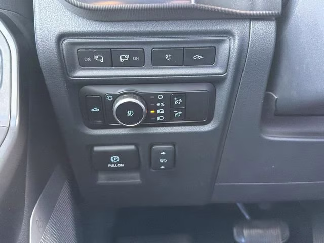 2024 Avalanche Ford F-150 Raptor 4X4 Truck
