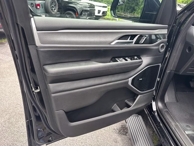 2026 High Gloss Black Jeep Grand Wagoneer Limited Reserve L 4X4 SUV