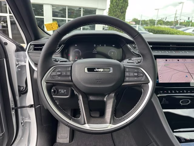 2026 Bright White Clearcoat Jeep Grand Cherokee Limited Reserve 4X4 SUV