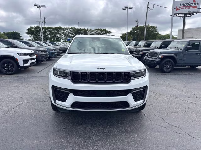 2026 Bright White Clearcoat Jeep Grand Cherokee Limited Reserve 4X4 SUV