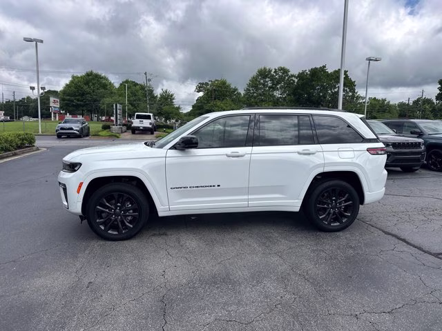 2026 Bright White Clearcoat Jeep Grand Cherokee Limited Reserve 4X4 SUV