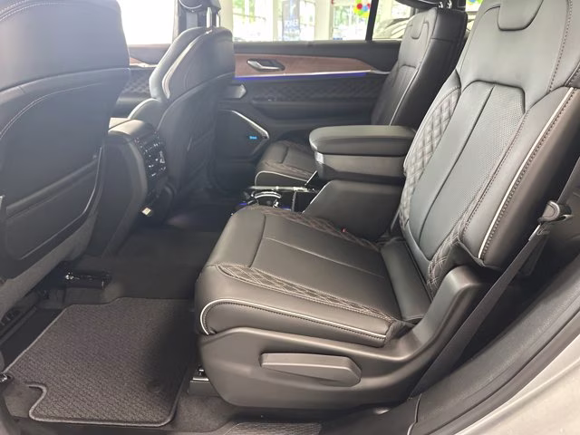 2026 Silver Zynith Jeep Grand Cherokee L Summit 4X4 SUV