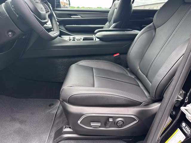 2026 High Gloss Black Jeep Grand Wagoneer Limited Reserve L 4X4 SUV