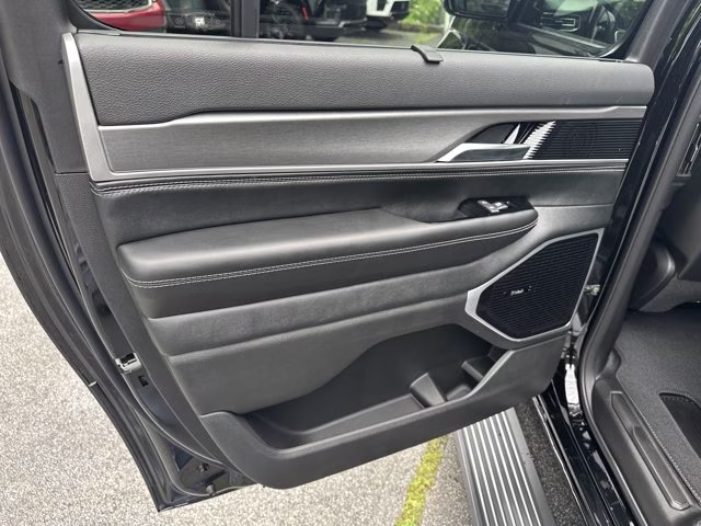 2026 High Gloss Black Jeep Grand Wagoneer Limited Reserve L 4X4 SUV