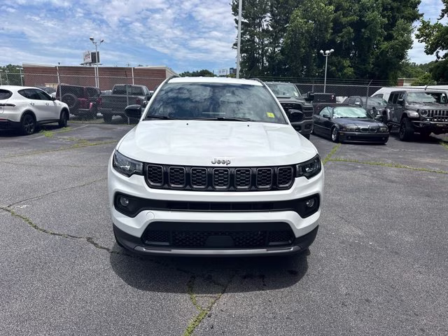 2026 Bright White Clearcoat Jeep Compass Latitude Altitude 4X4 SUV