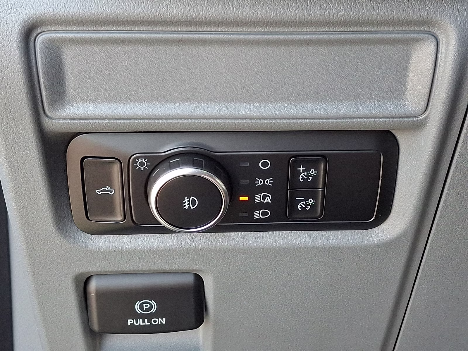 2024 Avalanche - DR Ford F-150 XLT 4X4