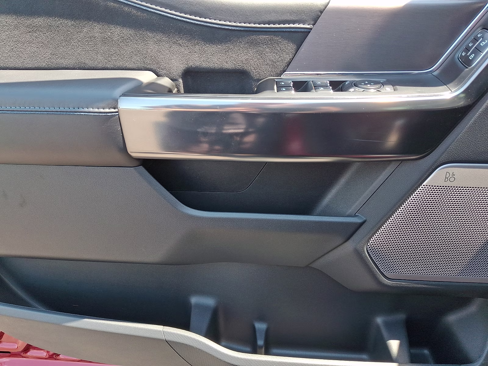 2025 Rapid Red Metallic Tinted Clearcoat - D4 Ford F-150 Platinum 4X4