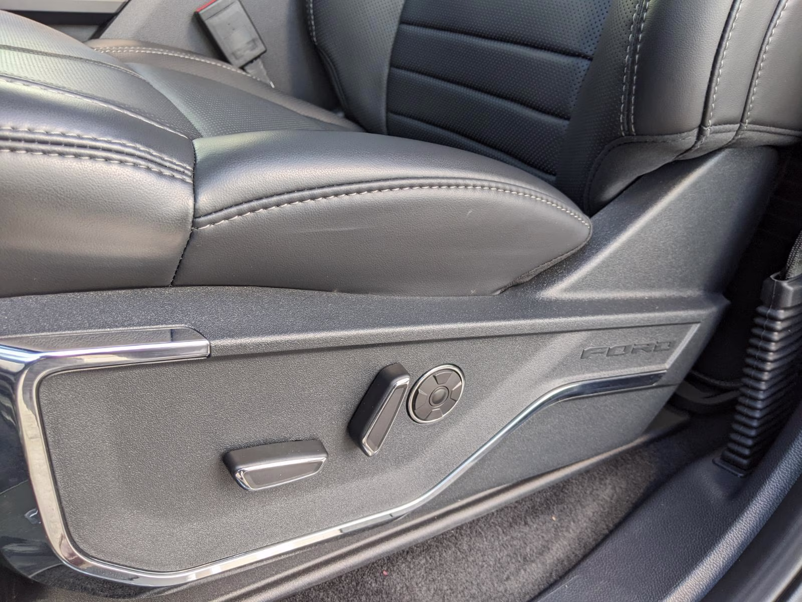 2026 Carbonized Gray Ford F-150 Platinum 4X4 Truck