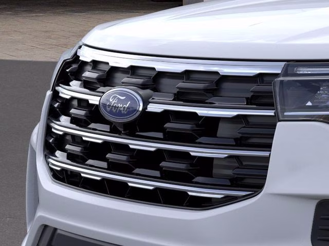 2026 Space White Metallic Ford Explorer Active RWD SUV
