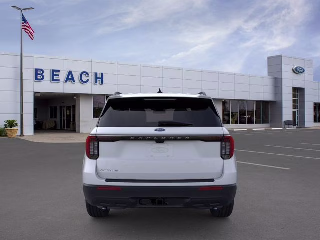 2026 Space White Metallic Ford Explorer Active RWD SUV
