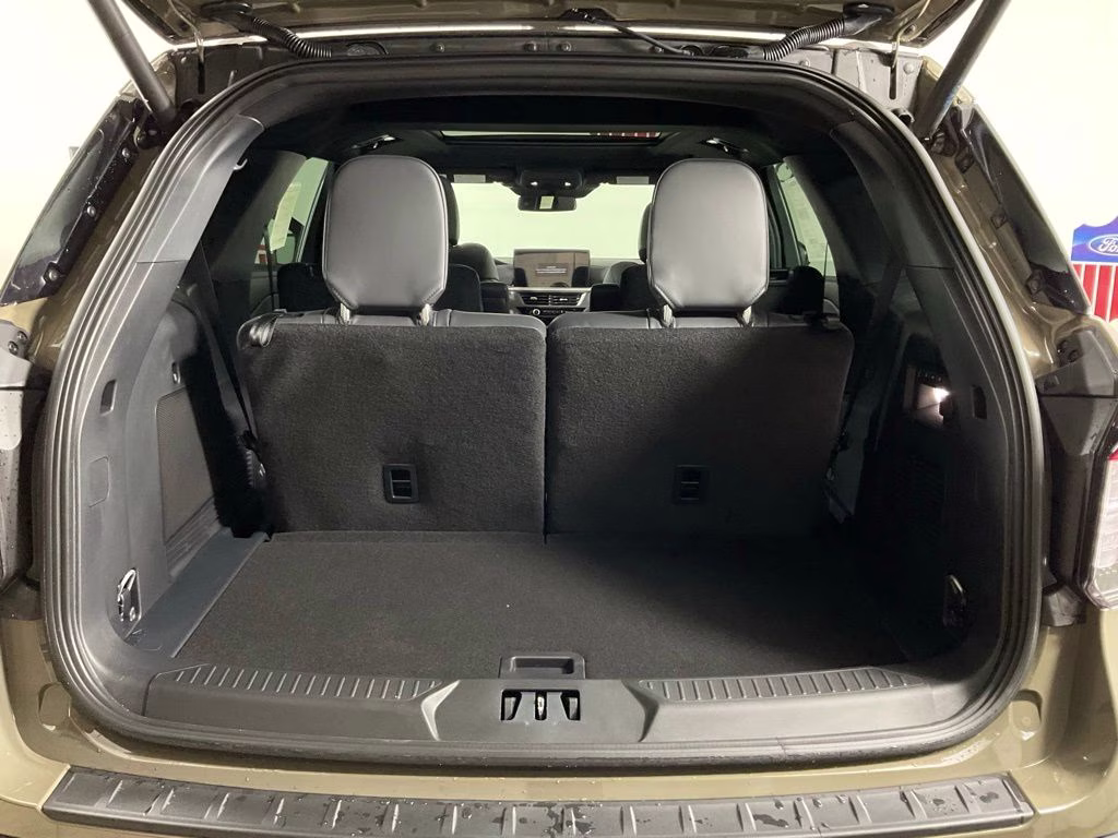 2026 Gray Ford Explorer ST RWD SUV