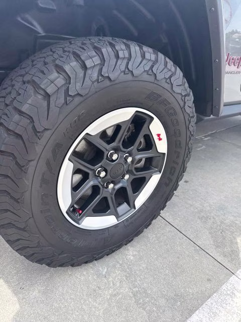 2022 Sting-Gray Clearcoat Jeep Wrangler Rubicon 4X4 SUV