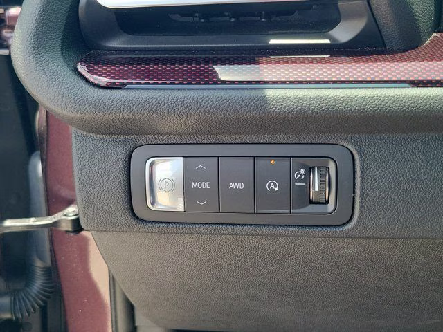 2024 Stardust Metallic Chevrolet Traverse RS AWD SUV