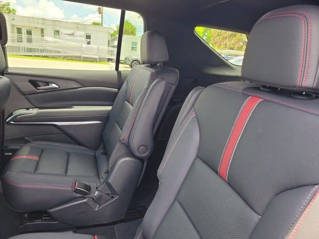 2024 Stardust Metallic Chevrolet Traverse RS AWD SUV