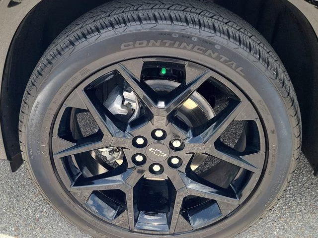 2024 Stardust Metallic Chevrolet Traverse RS AWD SUV