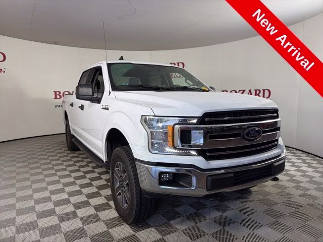 2019 Oxford White Ford F-150 XLT 4X4 Truck