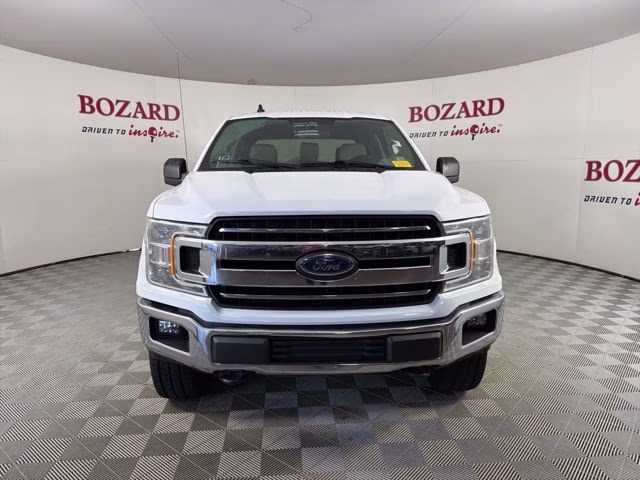 2019 Oxford White Ford F-150 XLT 4X4 Truck