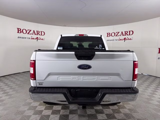 2019 Oxford White Ford F-150 XLT 4X4 Truck
