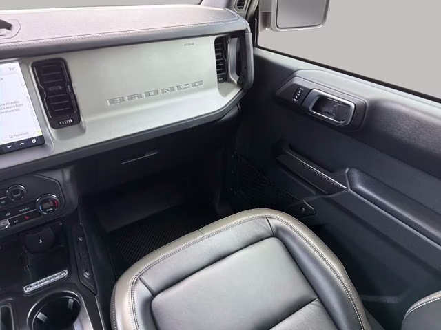 2025 Green Metallic Ford Bronco Outer Banks 4X4 Convertible