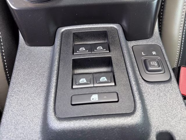 2025 Green Metallic Ford Bronco Outer Banks 4X4 Convertible