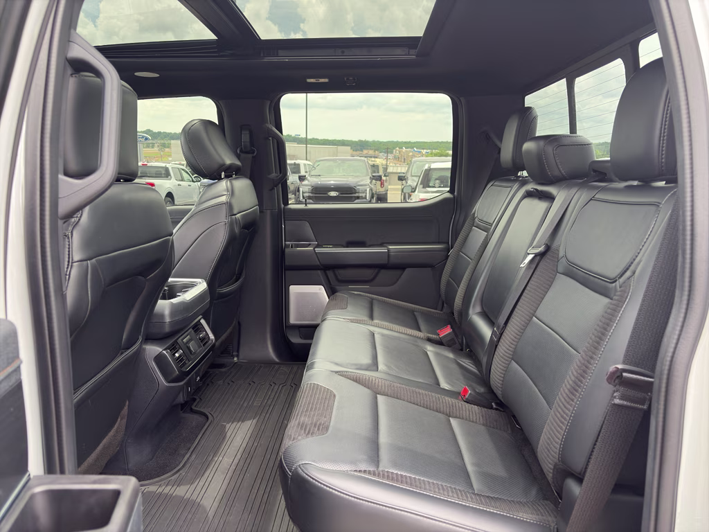 2023 Avalanche Ford F-150 Raptor 4X4 Truck