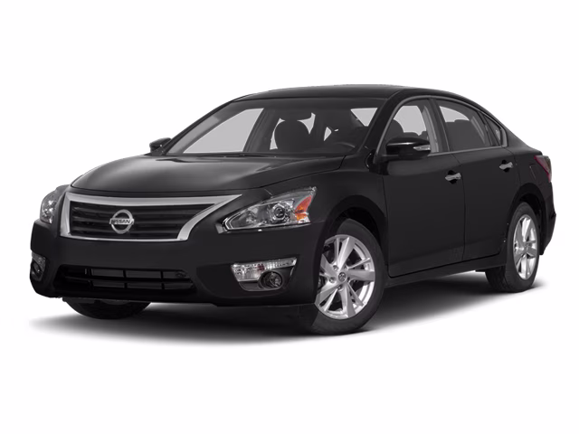 2013 Black Nissan Altima FWD Sedan