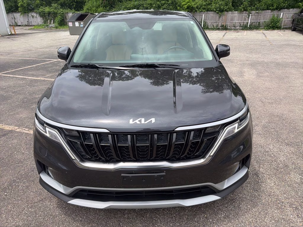 2023 Panthera Metal Kia Carnival LX Seat Package FWD Van