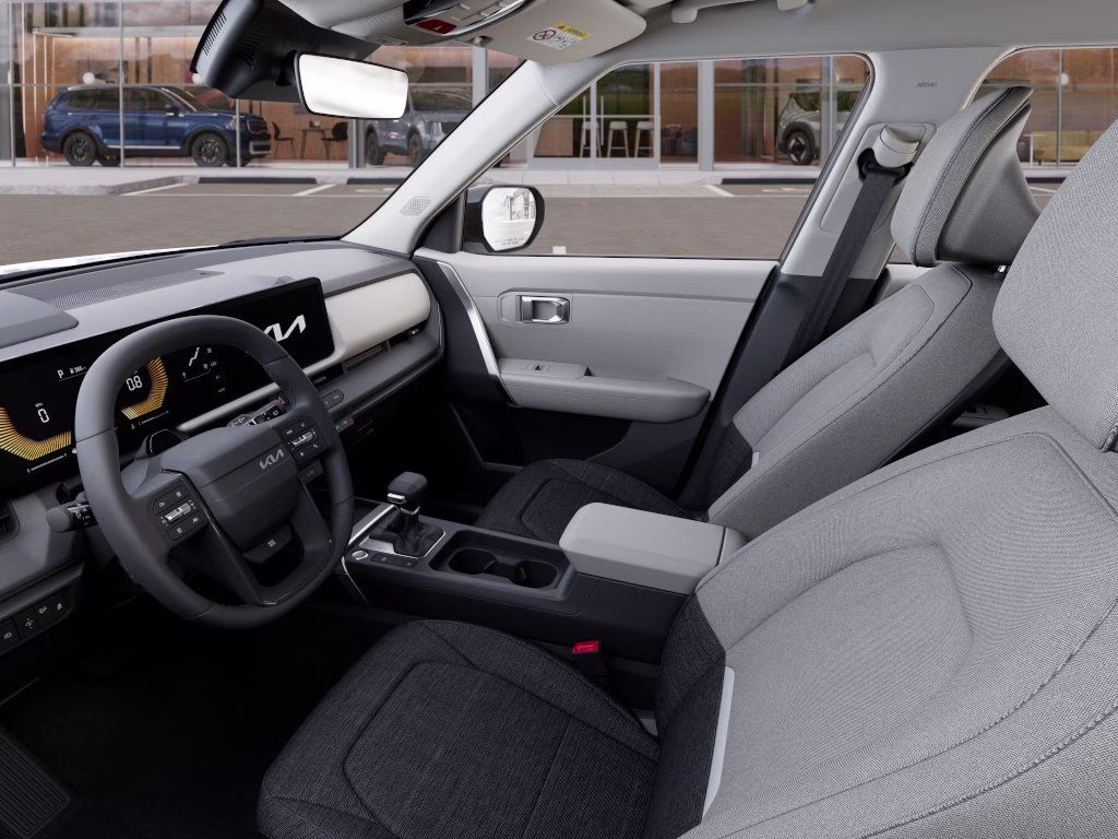 2027 Snow White Pearl Kia Seltos S FWD SUV