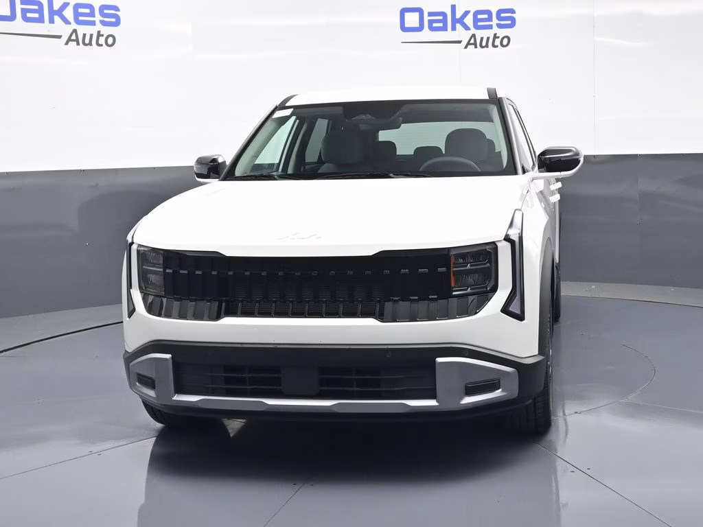 2027 Snow White Pearl Kia Seltos S FWD SUV