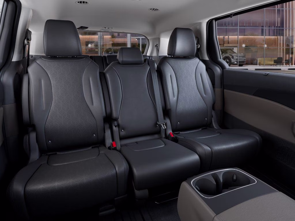 2026 Aurora Black Pearl Kia Carnival Hybrid EX FWD Van