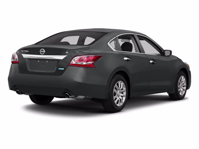 2014 Gun Metallic Nissan Altima 2.5 S FWD Sedan