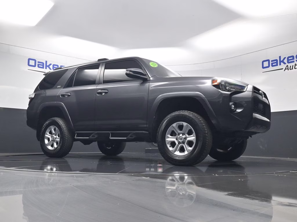 2021 Magnetic Gray Metallic Toyota 4Runner SR5 Premium 4X4 SUV