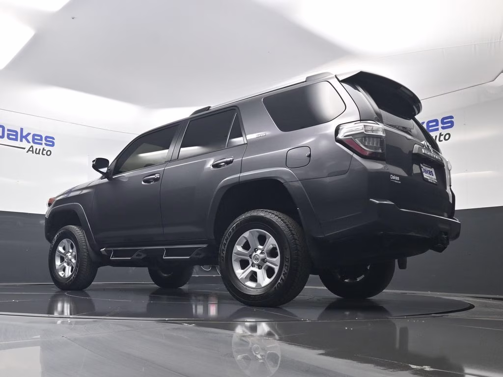2021 Magnetic Gray Metallic Toyota 4Runner SR5 Premium 4X4 SUV