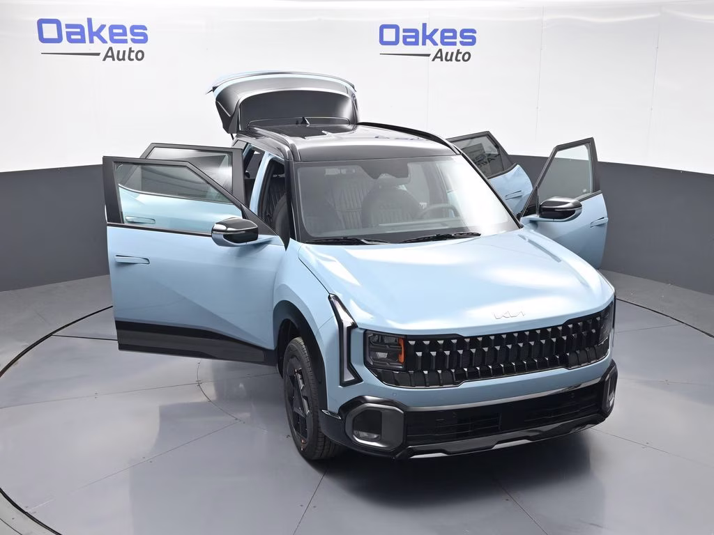 2027 Frost Blue Kia Seltos X-Line S AWD SUV