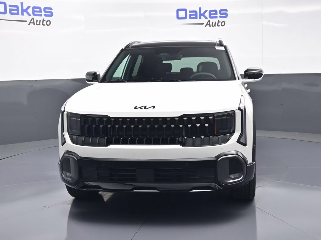 2027 Snow White Pearl Kia Seltos X-Line SX AWD SUV
