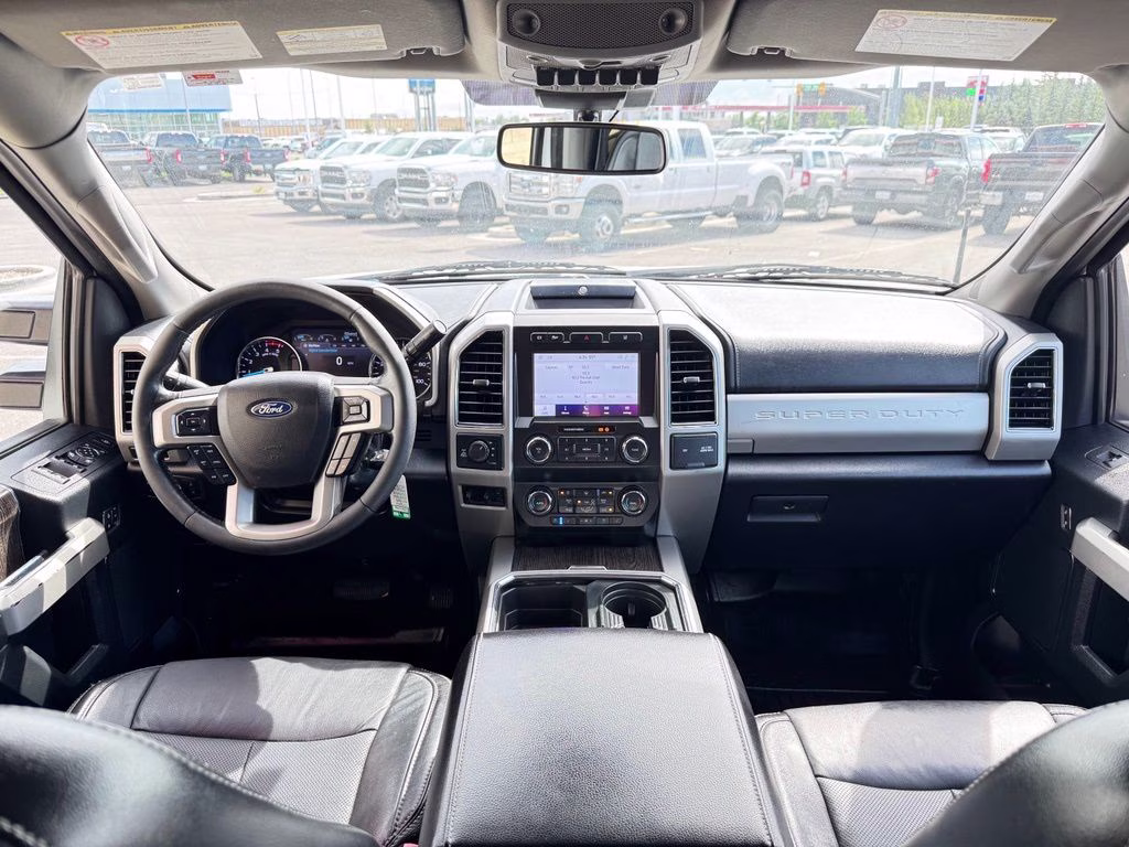 2020 White Metallic Ford Super Duty F-350 SRW Lariat 4X4 Truck