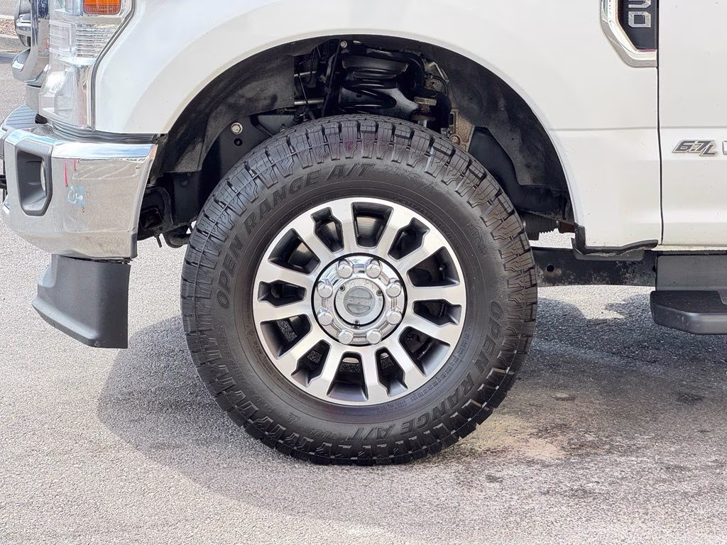 2020 White Metallic Ford Super Duty F-350 SRW Lariat 4X4 Truck