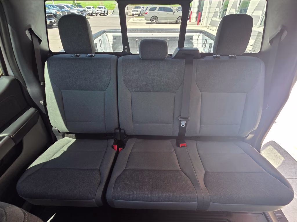 2024 Oxford White Ford F-150 XLT 4X4 Truck