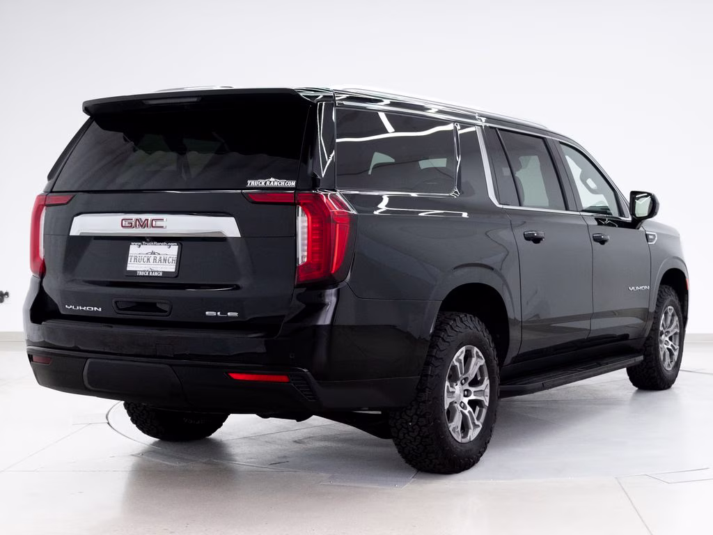 2024 Black GMC Yukon XL SLE 4X4 SUV