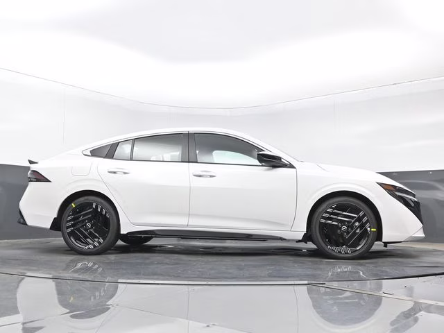 2026 Aspen White Tricoat Nissan Sentra SR FWD Sedan